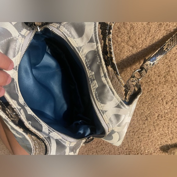 Coach Purse - Picture 4 of 5